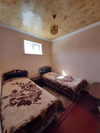 Проживание в семье Homestay in Tatev Татев Бюджетный двухместный номер с 2 отдельными кроватями-4