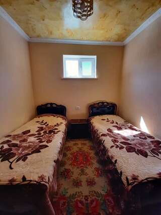 Проживание в семье Homestay in Tatev Татев Бюджетный двухместный номер с 2 отдельными кроватями-5
